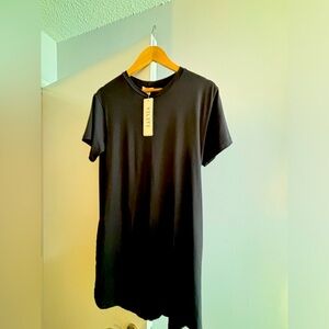 Black short sleeve dress